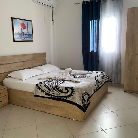 Përmet Hotel Apostoli מראה חיצוני תמונה