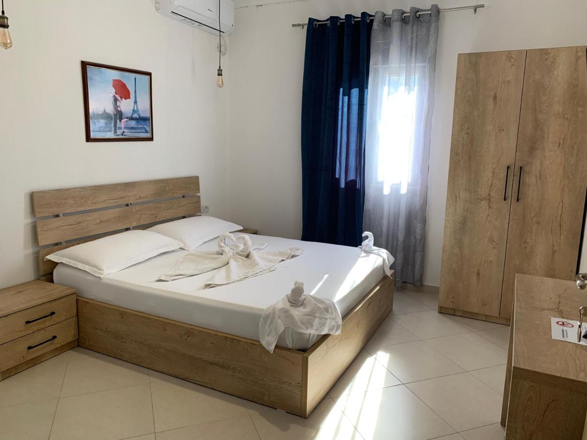 Përmet Hotel Apostoli מראה חיצוני תמונה