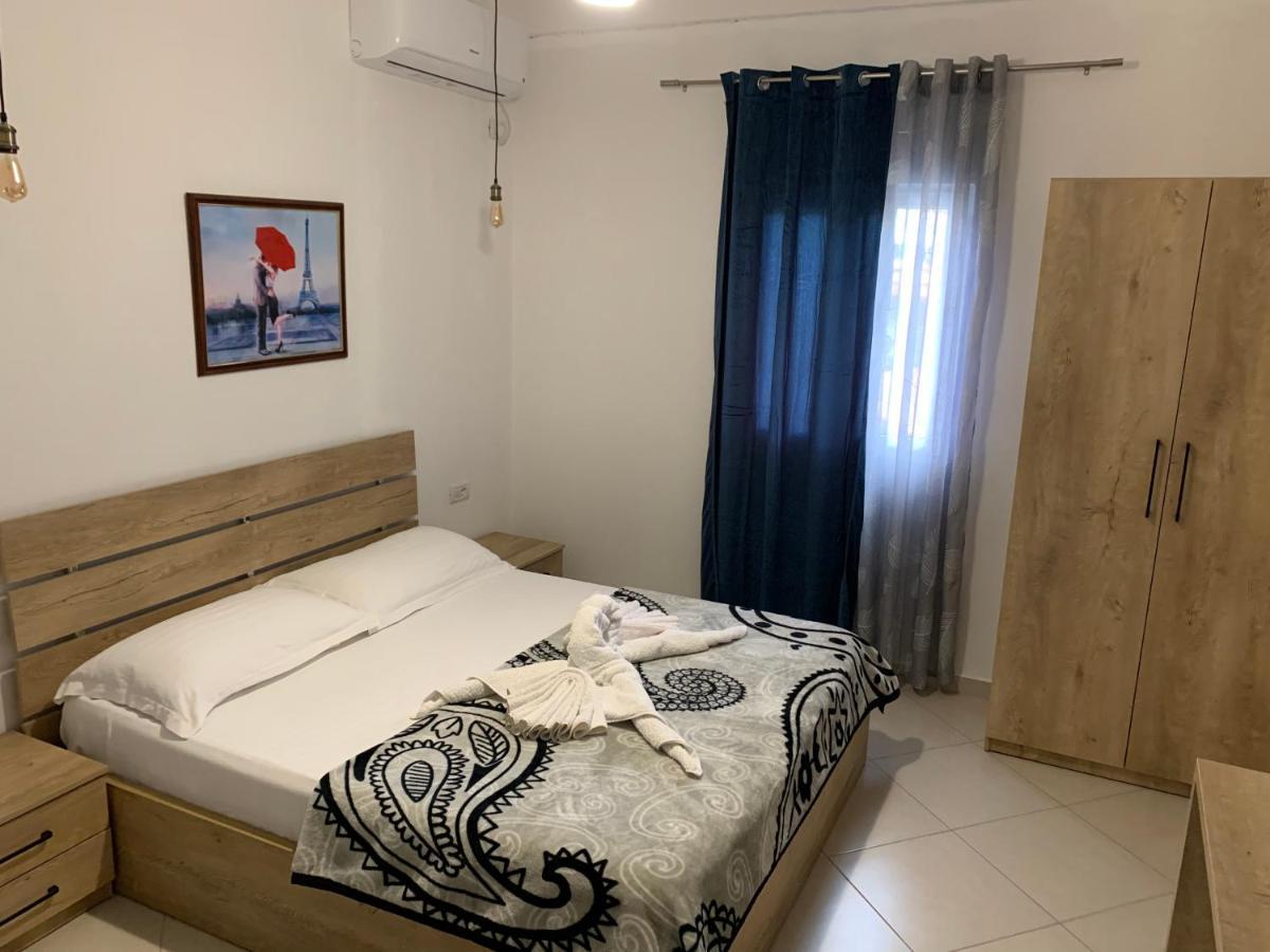 Përmet Hotel Apostoli מראה חיצוני תמונה