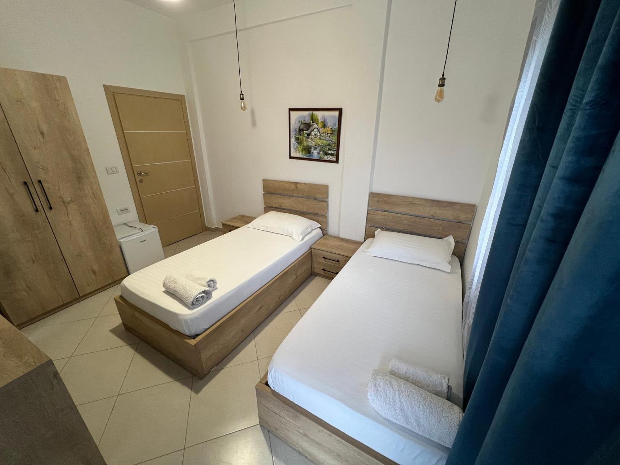 Përmet Hotel Apostoli מראה חיצוני תמונה